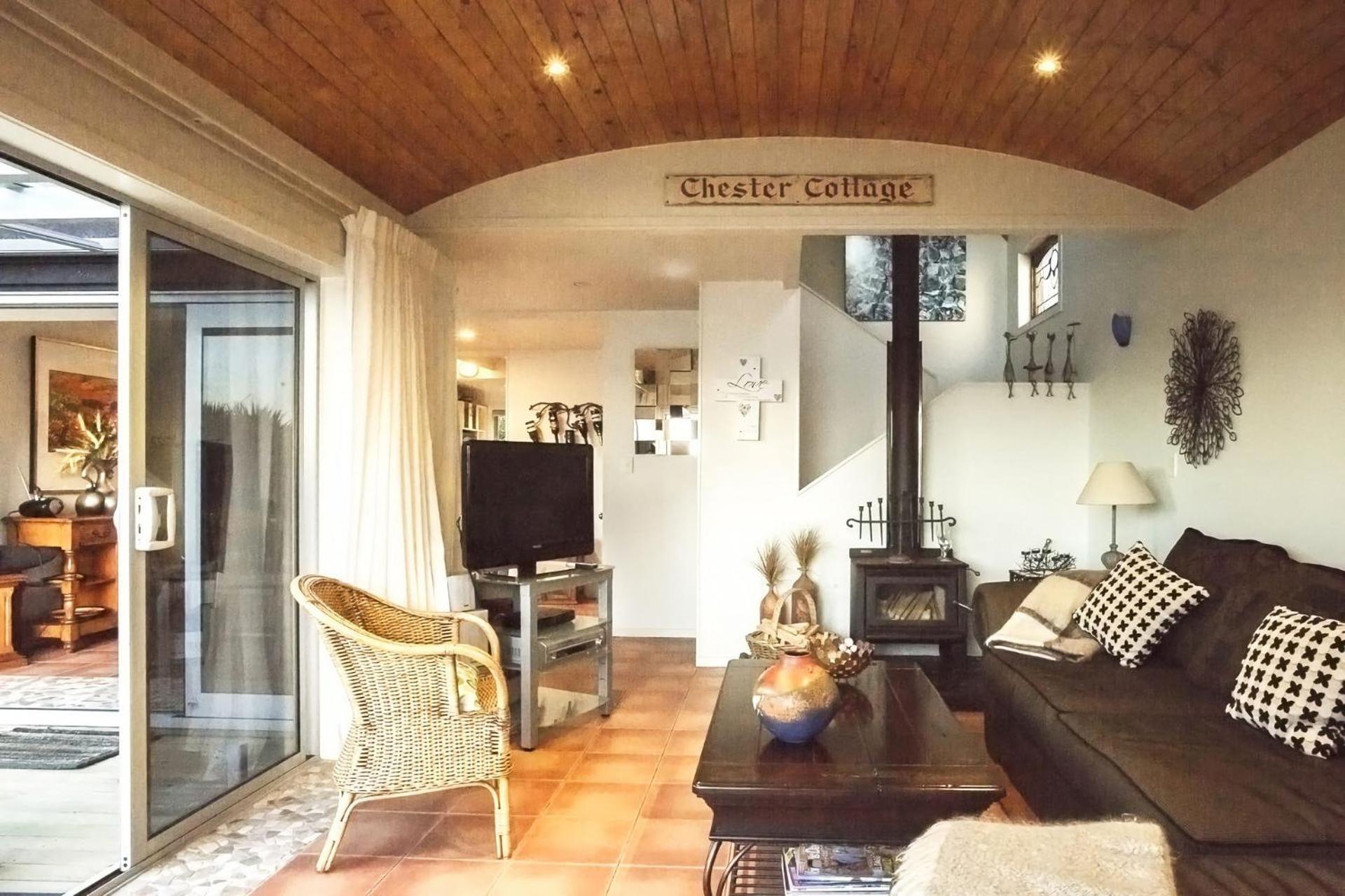 Chester Cottage Beachfront Oakura Ngoại thất bức ảnh